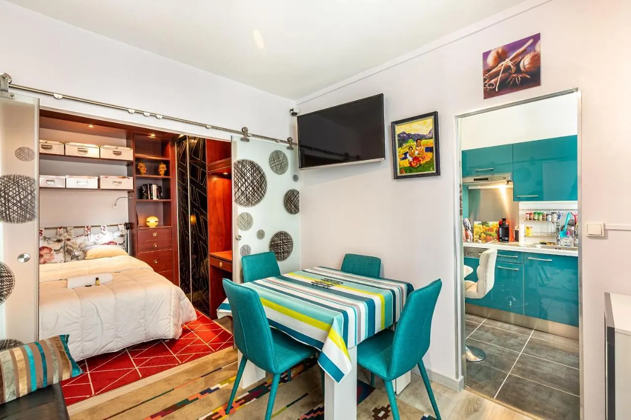 Guestready - Teal Orchids Near Arc De Triomphe Apartment Paris France